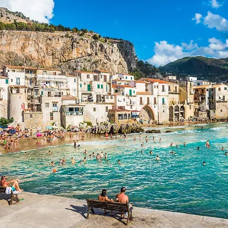 Dafni Private Pool & Relax Near Cefalu *