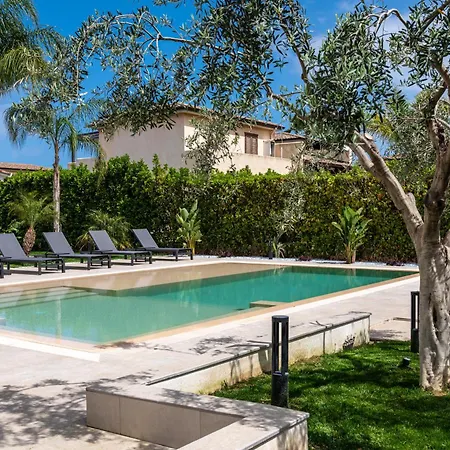 Dafni Private Pool & Relax Near Cefalu Кампофеличе-ди-Роччелла