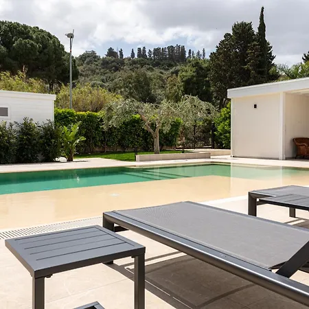 Вилла Dafni Private Pool & Relax Near Cefalu